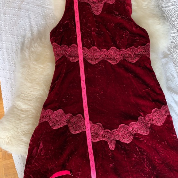 Red Velvet Dress with lace - Picture 11 of 15